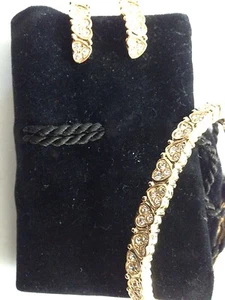 Swarovski Herz Ohrringe und Armband Set signiert - WUNDERSCHÖN! - Neu - Bild 1 von 3