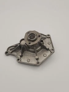 06e121018b New OEM Water Pump AUDI 3.2 - Picture 1 of 4