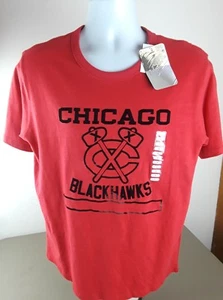 Nueva Camisa Roja Grande NHL Chicago Blackhawks Para Hombres Talla L Con Logotipos de Terciopelo ELEVADOS - Imagen 1 de 7