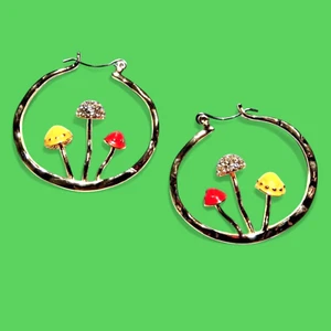 MUSHROOM HOOP EARRINGS enamel toadstool magic shroom cottagecore kitsch retro 3E - Picture 1 of 4