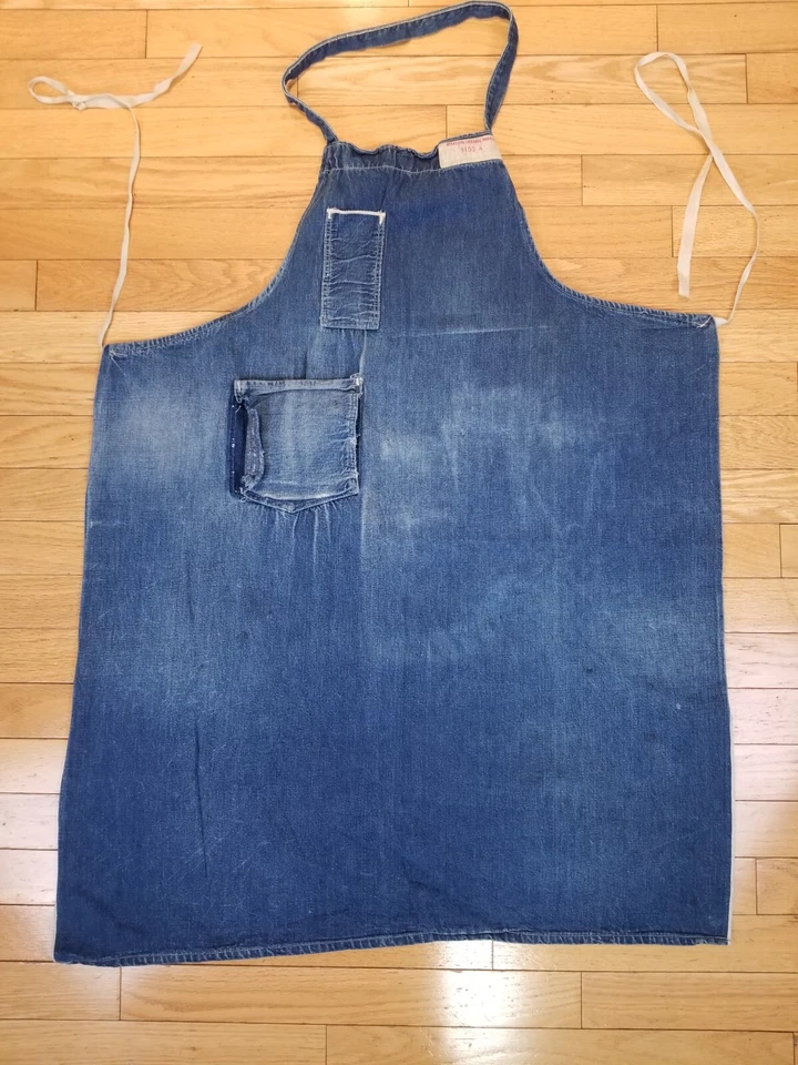 VINTAGE 50' UNBRANDED SELVEDGE DENIM WORK APRON SZ 27 INCH X 33 INCH - Image 1 of 4