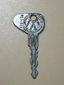Vintage Factory Volkswagen Automobile Key USED 65M823 - Picture 1 of 3