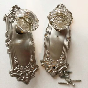 Nostalgic Warehouse Victorian Plate w Crystal Glass Knob Satin Nickel - Picture 1 of 9