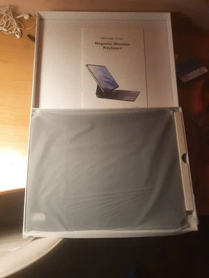 Earto tastiera magic keyboard IPad Pro 12.9/Air 13, magnetico galleggiante - Immagine 1 di 3