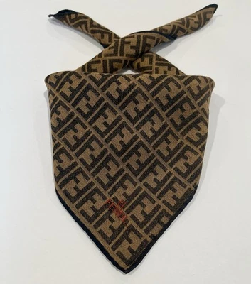 Женский платок-бандана FENDI винтажный дизайн FF хлопок карман квадратный 20 дюймов - Изображение 1 из 4