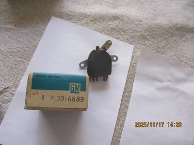 NOS 1968 BUICK LESABRE, WILDCAT, ELECTRA AIR CONDITIONING SELECTOR SWITCH - Image 1 of 4