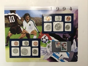1994 P And D Uncirculated Mint Set Postal Commemorative Society Coin And Stamps - Picture 1 of 7