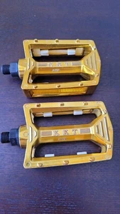 Old School bmx Original KKT pedals Brand New Gold 1/2 - Picture 1 of 4