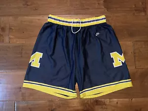 Vintage Michigan Wolverines Nike Made in USA Basketball Shorts - Men's XLarge - Picture 1 of 5