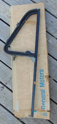 NOS OEM 1951 1954 ERA CHEVROLET GMC PICKUP PANEL TRUCK LH VENT WINDOW FRAME - Image 1 of 4
