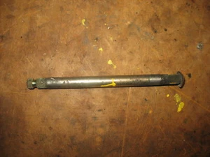 82 HONDA FL250 ODYSSEY FL 250 THROTTLE SHAFT - Picture 1 of 1