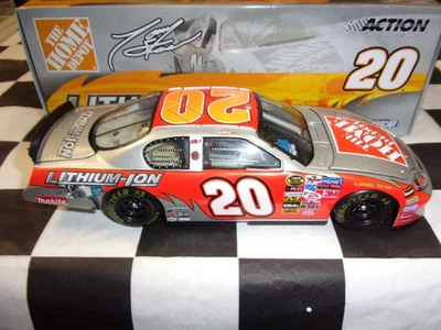 Tony Stewart #20 Home Depot Lithium-Ion 2005 Monte NASCAR Action 1:24 scale car - Image 1 of 4