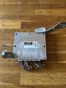 2001-2003 Toyota RAV4 4x4 At Engine Computer Control Module ECM ECU - Picture 1 of 4