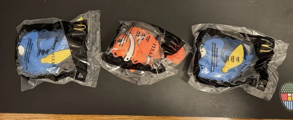 Pixar Buscando a Nemo McDonald's Happy Meal Juguetes Dory Nemo Set Nuevo Foto 1 de 1