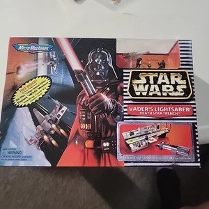 Micro Machines Star Wars Adventure Gear spada laser di Vader / trincea della morte - Foto 1 di 4