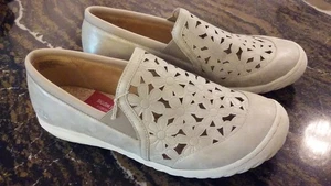 JBU Damenschuhe cremefarben schimmernd Wildblumen Jambu Memory Foam neu im Karton Etikett Größe 11 M - Bild 1 von 4