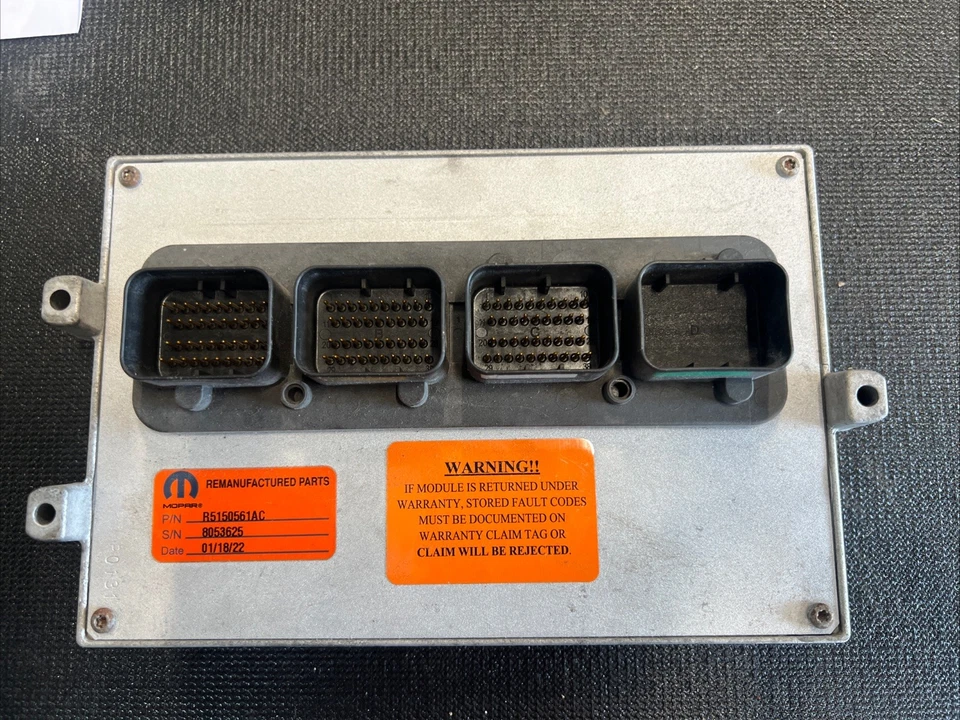 Dodge Nitro 2011 módulo de control del motor V6 4,0 L Mopar R5150561AC Foto 1 de 4