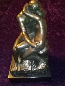 Escultura de yeso bronceado Auguste Rodin "The Kiss" 1977 AMR 12"x7" servicio de bar - Imagen 1 de 12