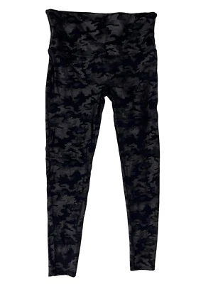 Leggings Spanx Feminina Preta Camuflagem Brilhante Plus Size 1X Comprimento do Tornozelo 28” Costura Interna - Imagem 1 de 4