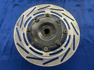 Honda CR250 Front Wheel Hub - Foto 1 di 4