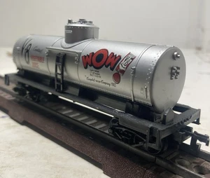 LIFE LIKE HO SCALE 8420 V-8 VEGETABLE JUICE TANK CAR MODEL RAILROAD SILVER - Picture 1 of 7