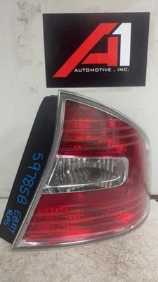2005-2007 SUBARU LEGACY RIGHT PASSENGER TAIL LIGHT QUARTER PANEL MOUNTED SEDAN - Image 1 of 4