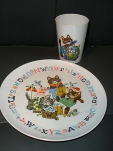 Plato de melamina de trabajo vintage ABC Cats 7" y taza de 3,5"x2,5" para niños usado en excelente estado (SU89A) - Imagen 1 de 4