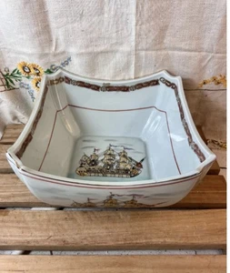 Chinese Late Quing Dynasty Large Square Bowl Lobed Corners Masted Sailing Ships - Picture 1 of 8