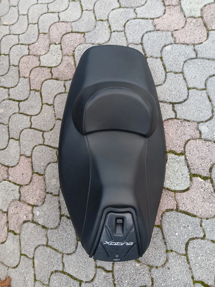 SELLA SEDILE KYMCO XCITING 300 R ULTIMO PEZZO - Immagine 1 di 2