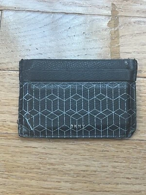 Cartera con tarjetero de cuero gamuza negra Dkny para hombre Foto 1 de 4