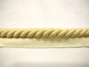 6 yards CORD with LIP 7/16" - LIGHT BUTTER YELLOW - Pillow Cording #1033 - Picture 1 of 2