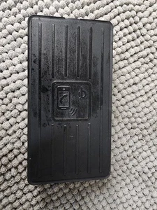 2019-2024 AUDI Q3 - Wireless Charging Module 4N0035502B - Picture 1 of 8