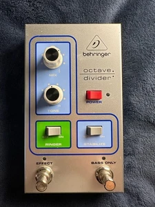 Behringer OCTAVE DIVIDER WHITE Classic Style Octave Pedal Guitar Effects - Picture 1 of 8