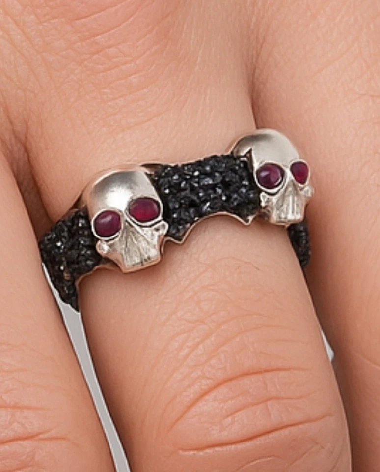 Stephen Webster Heavy 16g Skull Ring Ruby Eyes 2.8ct Pave Sapphires Couture Rare - Image 1 of 4