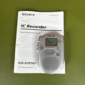 Sony ICD-37 Handheld Digital Voice Recorder w Manual, Refurbished - Picture 1 of 10