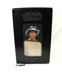 Star Wars Luke Skywalker Moisture Farmer 1:4 Scale Figure Sideshow Collectibles - Picture 1 of 17