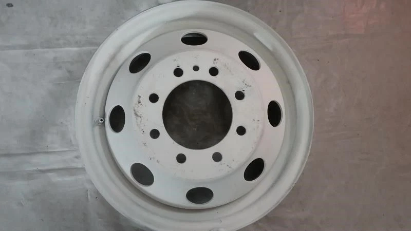 Rueda DRW 16x6 acero 8 orificios para furgoneta Ford E350 92-07 208241 Foto 1 de 1