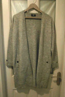 Long length grey cardigan by Wallis Size S / small  - edge to edge - super soft - Image 1 of 4