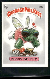 1985 Topps Garbage Pail Kids Series 1 (UK) Mini #39a Buggy Betty Matte Back NM+ - Bild 1 von 2
