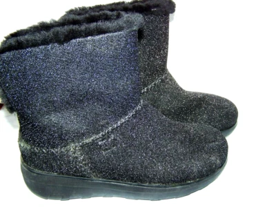 Fitflop Boots Women’s 6M Mukluk Shorty Knit Shimmer Ankle Black NEW wobbleboard - Image 1 of 4