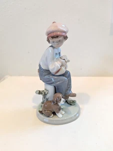 LLADRO 5401 "My Best Friend" Niño RETIRADO con Perro y Mochila Acabado Mate H 6.75" - Imagen 1 de 8