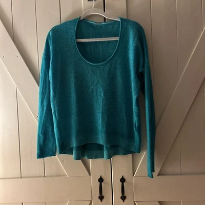 ELIE TAHARI 100% Cashmere Teal lightweight Size M - Image 1 of 4