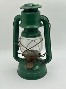 Dietz '76 The Original Green Oil Burning Lantern - Picture 1 of 7