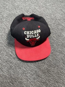 Mitchell & Ness Chicago Bulls Hardwood Classics Snapback Hat Cap Black Red - Picture 1 of 8