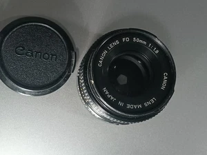 Canon FD 50mm f/1.8 Prime Objektiv manueller Fokus 1:1.8 – scharfes Vintage Glas - Bild 1 von 7