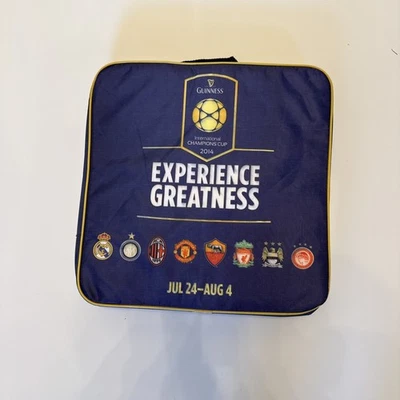 Cojín de recuerdo asiento cuadrado de la Copa de Campeones de Fútbol Internacional Guinness 2014  Foto 1 de 4