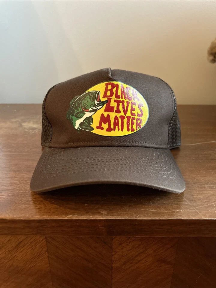 Кепка дальнобойщика Bass Pro черная Live Matters на заказ - Изображение 1 из 2