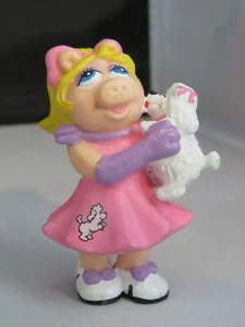 VINTAGE Muppets Henson Miss Piggy Poodle Skirt w dog poodle figure pvc 2.5 inch - Picture 1 of 7