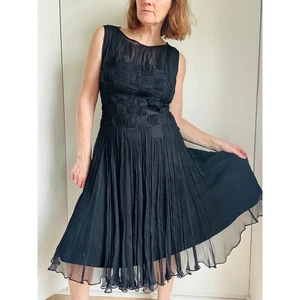 Tadashi Shodji Womens Silk Party/Cocktail Dress Black Size 10 Demure Classic - Picture 1 of 12