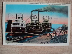 Mississippi River STEAMERS at Cape Girardeau MO Missouri vintage Postcard - Picture 1 of 2